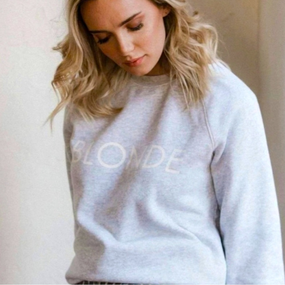 BLONDE Heather grey long sleeve
